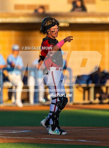 Thumbnail 3 in Dixie vs. Bear River (UHSAA 4A Bracket 1 Final) photogallery.