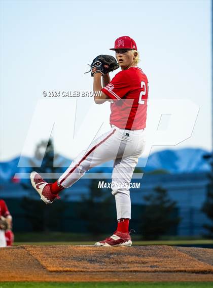 Thumbnail 1 in Dixie vs. Bear River (UHSAA 4A Bracket 1 Final) photogallery.