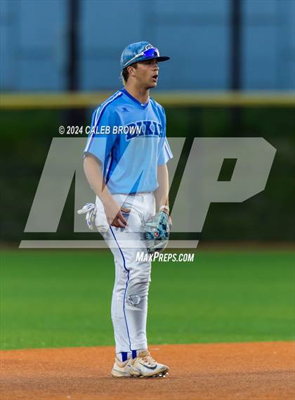 Thumbnail 2 in Dixie vs. Bear River (UHSAA 4A Bracket 1 Final) photogallery.