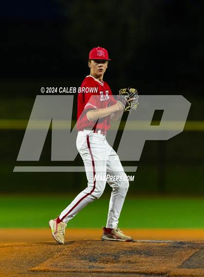 Thumbnail 3 in Dixie vs. Bear River (UHSAA 4A Bracket 1 Final) photogallery.