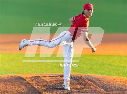 Thumbnail 3 in Dixie vs. Bear River (UHSAA 4A Bracket 1 Final) photogallery.