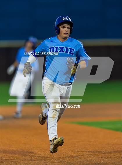 Thumbnail 2 in Dixie vs. Bear River (UHSAA 4A Bracket 1 Final) photogallery.