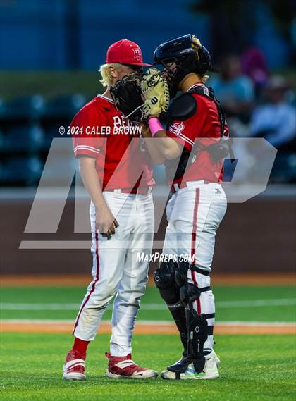 Thumbnail 3 in Dixie vs. Bear River (UHSAA 4A Bracket 1 Final) photogallery.