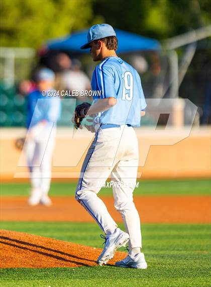 Thumbnail 2 in Dixie vs. Bear River (UHSAA 4A Bracket 1 Final) photogallery.