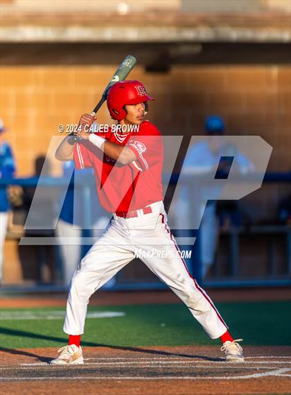 Thumbnail 1 in Dixie vs. Bear River (UHSAA 4A Bracket 1 Final) photogallery.