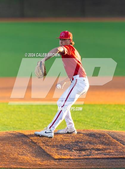 Thumbnail 3 in Dixie vs. Bear River (UHSAA 4A Bracket 1 Final) photogallery.