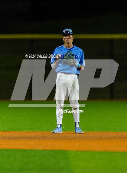 Thumbnail 2 in Dixie vs. Bear River (UHSAA 4A Bracket 1 Final) photogallery.