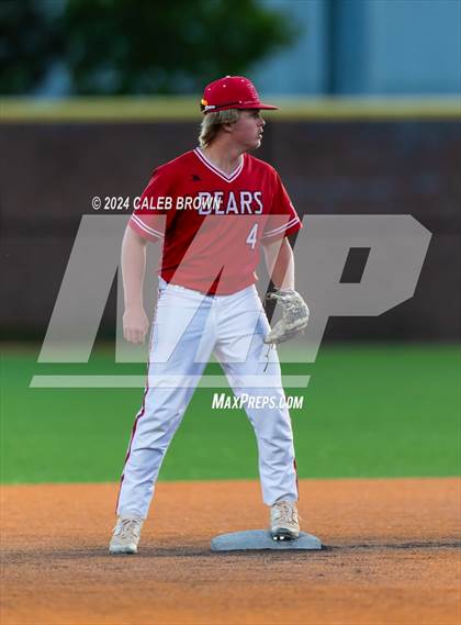 Thumbnail 3 in Dixie vs. Bear River (UHSAA 4A Bracket 1 Final) photogallery.