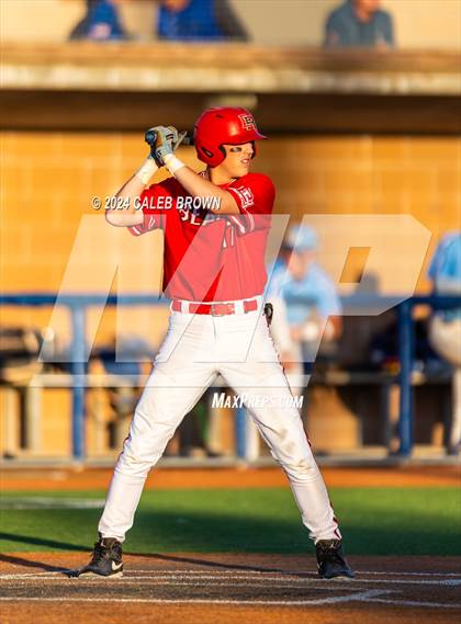 Thumbnail 3 in Dixie vs. Bear River (UHSAA 4A Bracket 1 Final) photogallery.