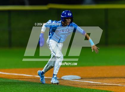 Thumbnail 3 in Dixie vs. Bear River (UHSAA 4A Bracket 1 Final) photogallery.