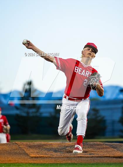 Thumbnail 2 in Dixie vs. Bear River (UHSAA 4A Bracket 1 Final) photogallery.