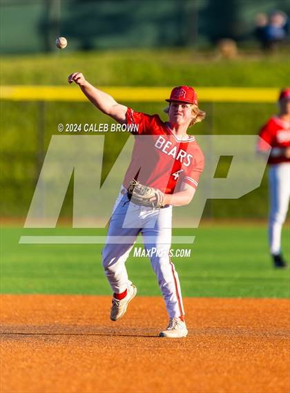 Thumbnail 3 in Dixie vs. Bear River (UHSAA 4A Bracket 1 Final) photogallery.