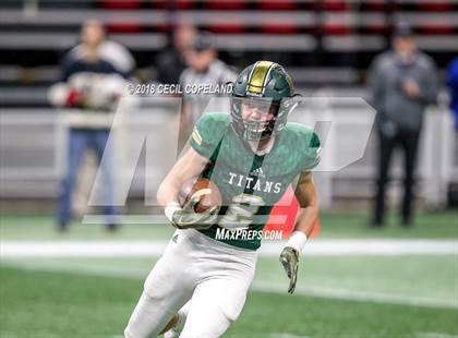 Thumbnail 3 in Cartersville vs. Blessed Trinity (GHSA Class 4A Championship) photogallery.