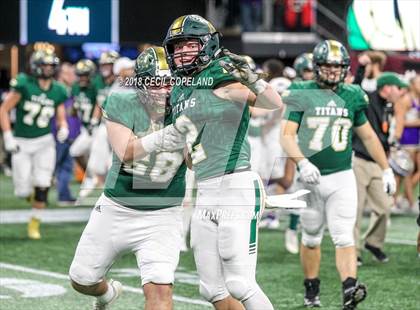 Thumbnail 2 in Cartersville vs. Blessed Trinity (GHSA Class 4A Championship) photogallery.
