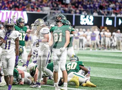 Thumbnail 1 in Cartersville vs. Blessed Trinity (GHSA Class 4A Championship) photogallery.