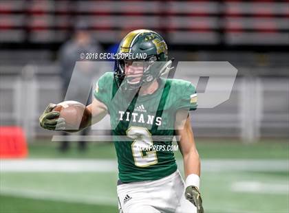 Thumbnail 3 in Cartersville vs. Blessed Trinity (GHSA Class 4A Championship) photogallery.