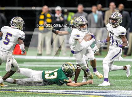 Thumbnail 3 in Cartersville vs. Blessed Trinity (GHSA Class 4A Championship) photogallery.