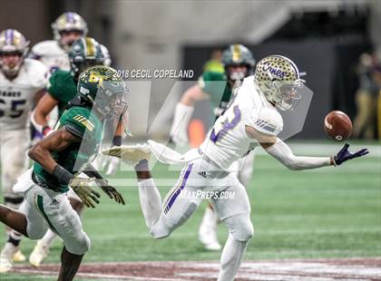 Thumbnail 3 in Cartersville vs. Blessed Trinity (GHSA Class 4A Championship) photogallery.