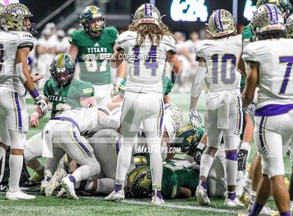 Thumbnail 2 in Cartersville vs. Blessed Trinity (GHSA Class 4A Championship) photogallery.