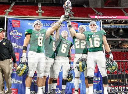 Thumbnail 1 in Cartersville vs. Blessed Trinity (GHSA Class 4A Championship) photogallery.