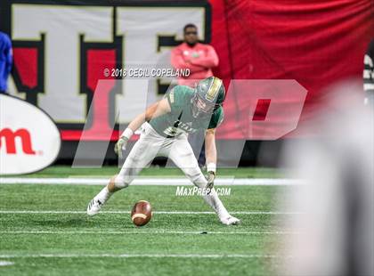 Thumbnail 2 in Cartersville vs. Blessed Trinity (GHSA Class 4A Championship) photogallery.