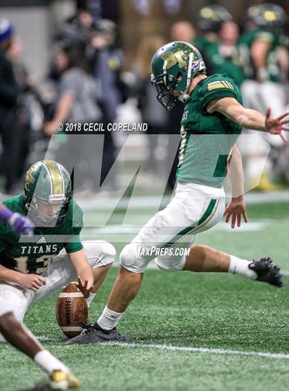 Thumbnail 1 in Cartersville vs. Blessed Trinity (GHSA Class 4A Championship) photogallery.