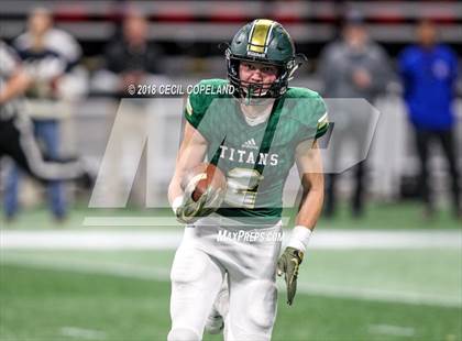 Thumbnail 2 in Cartersville vs. Blessed Trinity (GHSA Class 4A Championship) photogallery.