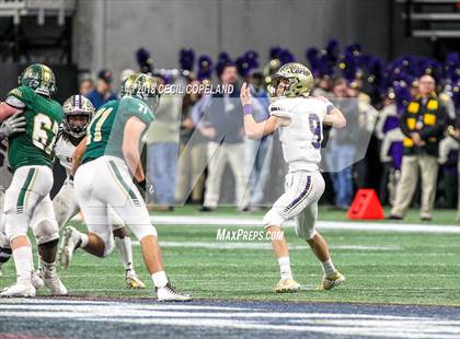 Thumbnail 3 in Cartersville vs. Blessed Trinity (GHSA Class 4A Championship) photogallery.