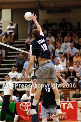 Thumbnail 3 in Corona del Mar vs Valencia (D2 Section Final) photogallery.