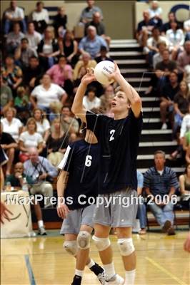 Thumbnail 3 in Corona del Mar vs Valencia (D2 Section Final) photogallery.
