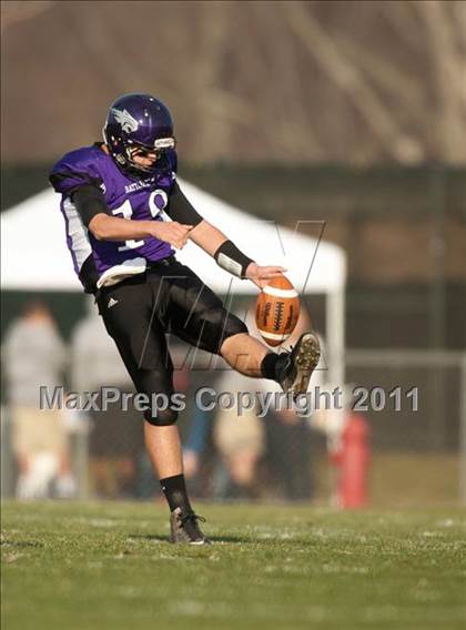 Thumbnail 1 in Oscar Smith vs. Battlefield (VHSL Division 6 AAA Semifinal) photogallery.