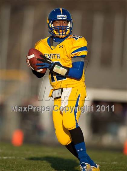 Thumbnail 3 in Oscar Smith vs. Battlefield (VHSL Division 6 AAA Semifinal) photogallery.