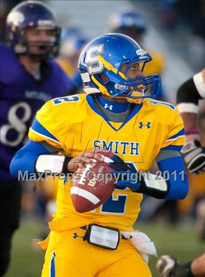 Thumbnail 3 in Oscar Smith vs. Battlefield (VHSL Division 6 AAA Semifinal) photogallery.