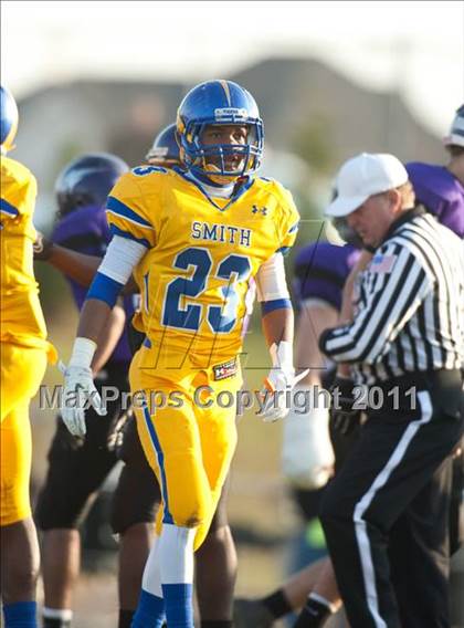 Thumbnail 3 in Oscar Smith vs. Battlefield (VHSL Division 6 AAA Semifinal) photogallery.