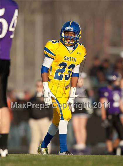 Thumbnail 1 in Oscar Smith vs. Battlefield (VHSL Division 6 AAA Semifinal) photogallery.