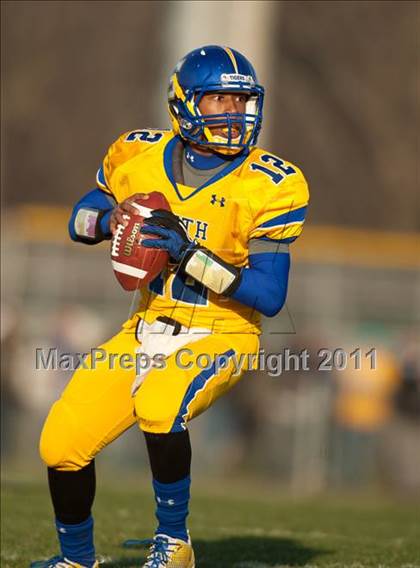 Thumbnail 1 in Oscar Smith vs. Battlefield (VHSL Division 6 AAA Semifinal) photogallery.