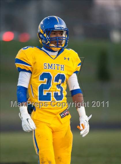 Thumbnail 3 in Oscar Smith vs. Battlefield (VHSL Division 6 AAA Semifinal) photogallery.