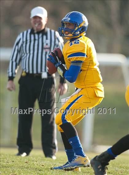 Thumbnail 1 in Oscar Smith vs. Battlefield (VHSL Division 6 AAA Semifinal) photogallery.