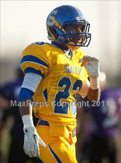 Thumbnail 2 in Oscar Smith vs. Battlefield (VHSL Division 6 AAA Semifinal) photogallery.