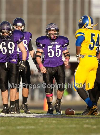 Thumbnail 2 in Oscar Smith vs. Battlefield (VHSL Division 6 AAA Semifinal) photogallery.