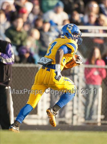Thumbnail 2 in Oscar Smith vs. Battlefield (VHSL Division 6 AAA Semifinal) photogallery.
