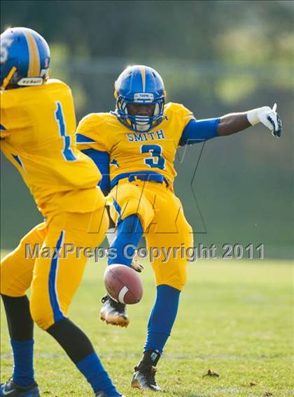 Thumbnail 2 in Oscar Smith vs. Battlefield (VHSL Division 6 AAA Semifinal) photogallery.