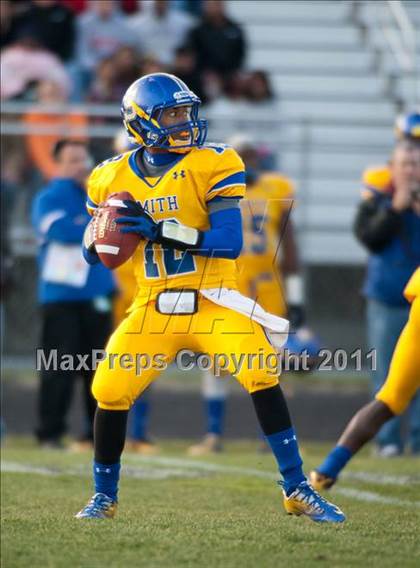 Thumbnail 3 in Oscar Smith vs. Battlefield (VHSL Division 6 AAA Semifinal) photogallery.