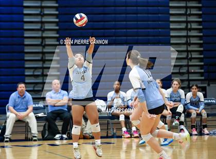 Thumbnail 3 in Gainesville vs Charles J. Colgan (VHSL Class 6 Region B Quarterfinal) photogallery.
