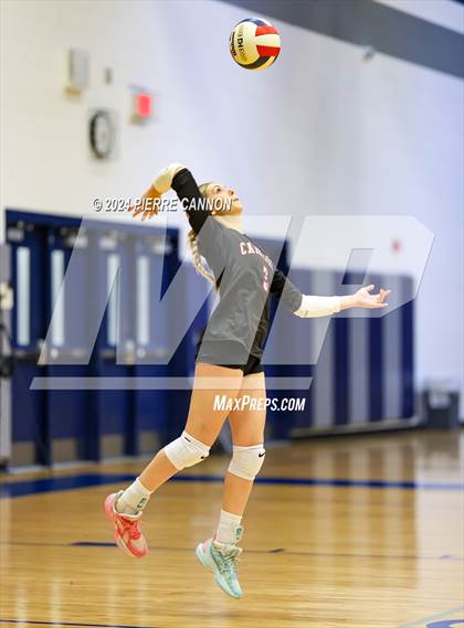 Thumbnail 3 in Gainesville vs Charles J. Colgan (VHSL Class 6 Region B Quarterfinal) photogallery.