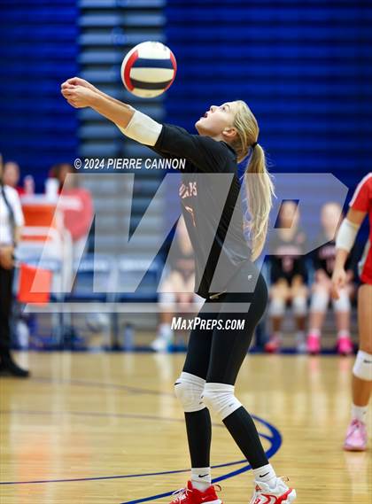 Thumbnail 1 in Gainesville vs Charles J. Colgan (VHSL Class 6 Region B Quarterfinal) photogallery.