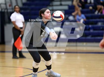 Thumbnail 3 in Gainesville vs Charles J. Colgan (VHSL Class 6 Region B Quarterfinal) photogallery.