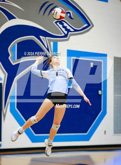Thumbnail 2 in Gainesville vs Charles J. Colgan (VHSL Class 6 Region B Quarterfinal) photogallery.