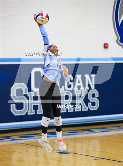 Thumbnail 1 in Gainesville vs Charles J. Colgan (VHSL Class 6 Region B Quarterfinal) photogallery.