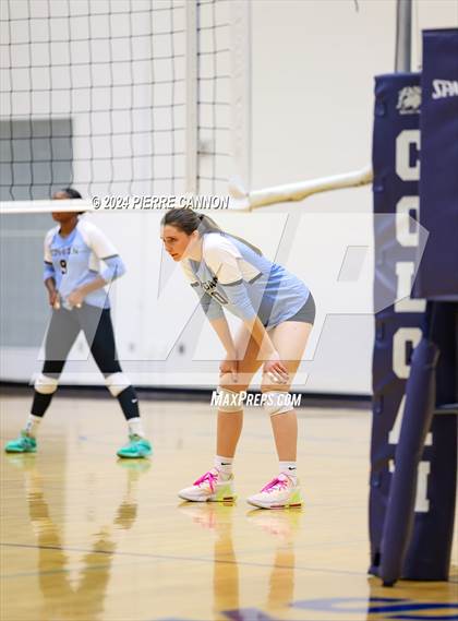 Thumbnail 3 in Gainesville vs Charles J. Colgan (VHSL Class 6 Region B Quarterfinal) photogallery.